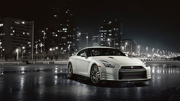 Nissan GT-R
